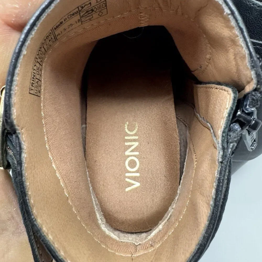 Vionic women boots